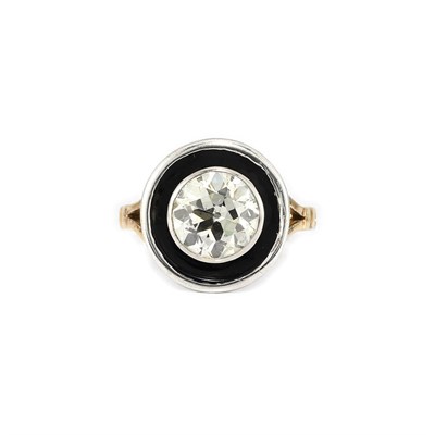 Lot 600 - Antique Gold, Silver, Diamond and Black Enamel Ring
