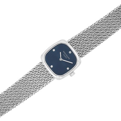 Lot 164 - Lady's White Gold Wristwatch, Patek Philippe & Co.