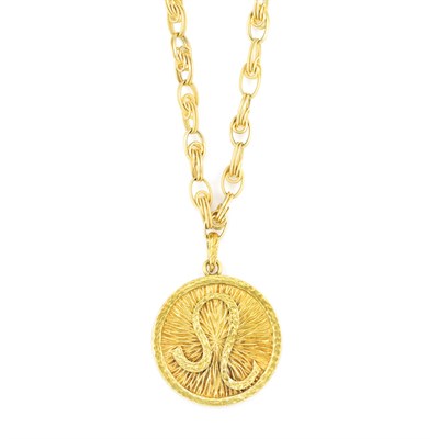 Lot 665 - Gold Pendant and Necklace