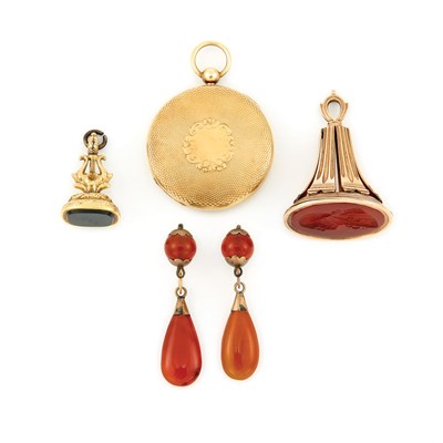 Lot 891 - Three Hardstone Stone Seals and Group of Gold and Metal Jewelry