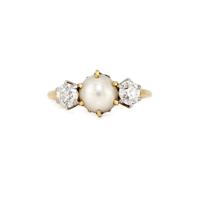 Lot 348 - Antique Gold, Platinum, Pearl and Diamond Ring