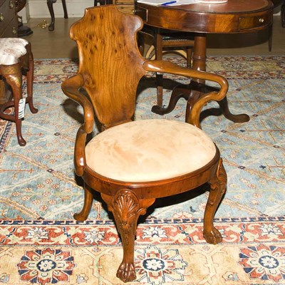 Lot 288 - George II Style Walnut Desk Chair