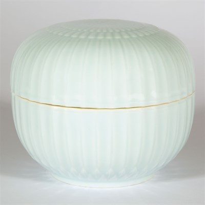 Lot 552 - Chinese Claire de Lune Glazed Porcelain...