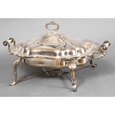 Lot 393 - English Silver Plated Entree Warmer Length 24...