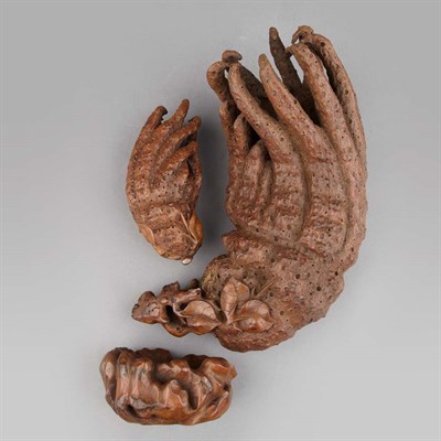 Lot 661 - Chinese Carved Bamboo Finger Citron 19th...