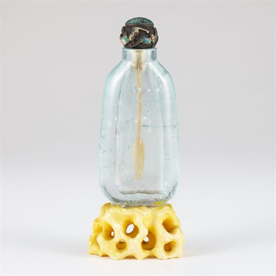 Lot 248 - Chinese Aquamarine Snuff Bottle 19th Century...