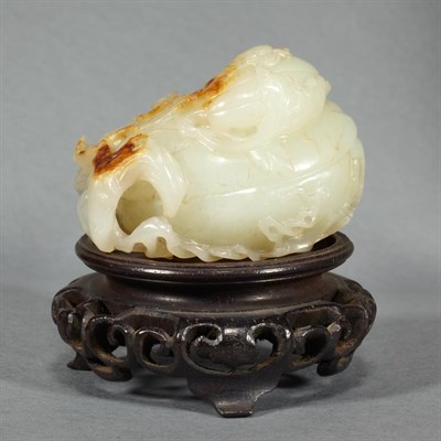 Lot 86 - Chinese White Jade Gourd Group Qianlong Period...