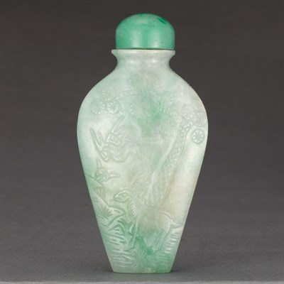 Lot 121 - Chinese Jadeite Snuff Bottle 19th Century Of...