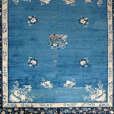 Lot 450 - Chinese Carpet China, early 20th century The...