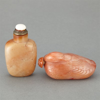 Lot 228 - Chinese Carnelian Snuff Bottle 20th Century...