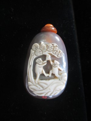Lot 233 - Chinese Carved Agate Snuff Bottle 19th Century...