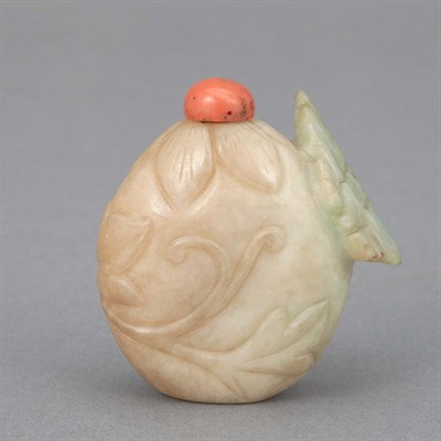 Lot 13 - Chinese Jade Snuff Bottle 20th Century Carved...