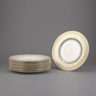Lot 511 - Set of Twelve Royal Worcester Porcelain Plates