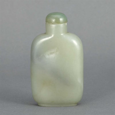Lot 214 - Chinese Celadon Jade Snuff Bottle 19th Century...