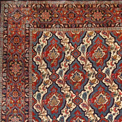 Lot 539 - Kashan Carpet Central Persia, second quarter...