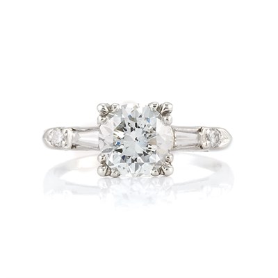 Lot 336 - Platinum and Diamond Ring
