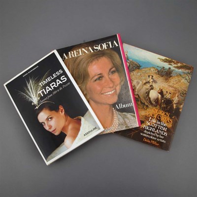 Lot 110 - [LARGE FORMAT BOOKS] Group of approximately...