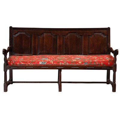Lot 216 - English Oak Settle 18th/19th Century The...