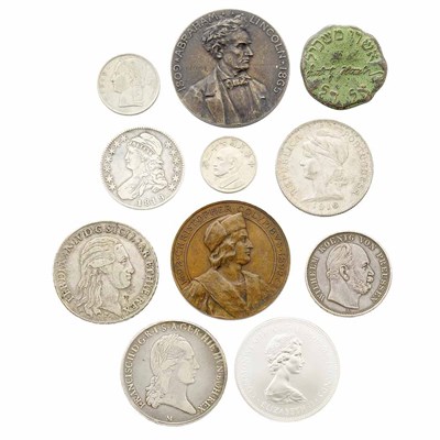 Lot 237 - World Wide and United States Coin Group...