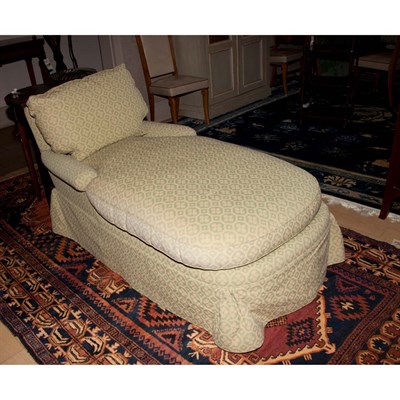 Lot 176 - Upholstered Chaise Longue Length 58 inches.