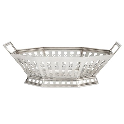 Lot 296 - Tiffany & Co. Makers Sterling Silver...