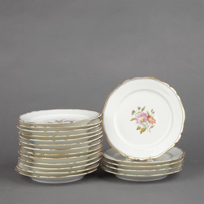Lot 533 - Set of Eighteen Floral Decorated Porcelain...