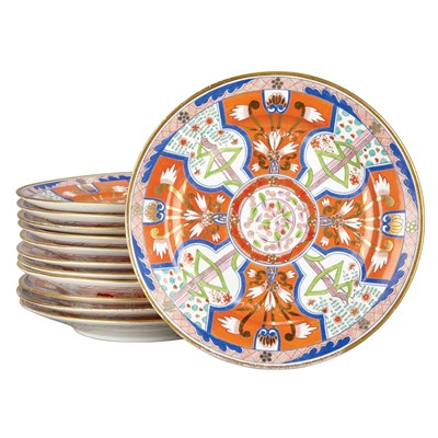 Lot 250 - Set of Twelve English Porcelain Dinner Plates...