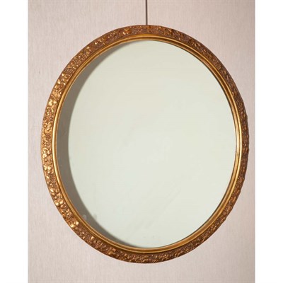 Lot 161 - Foliate Decorated Giltwood Mirror Diameter 41...