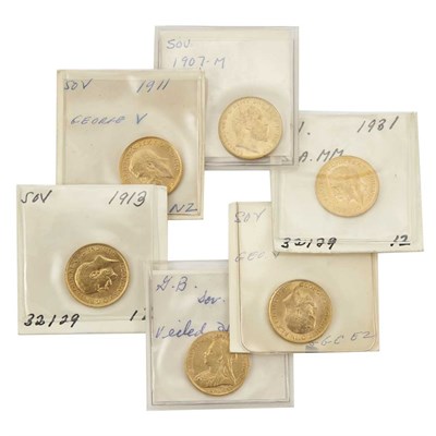 Lot 175 - Great Britain, Gold Sovereigns Group of ten...