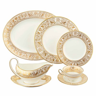 Lot 132 - Wedgwood Porcelain Dinner Service In the...