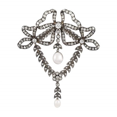 Lot 423 - Belle Epoque Silver, Gold, Diamond and Pearl Bow Brooch