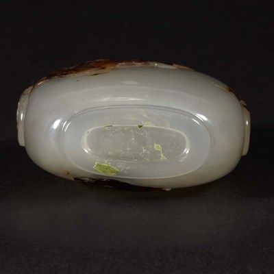 Lot 216 - Chinese Agate Snuff Bottle 19th Century Of...