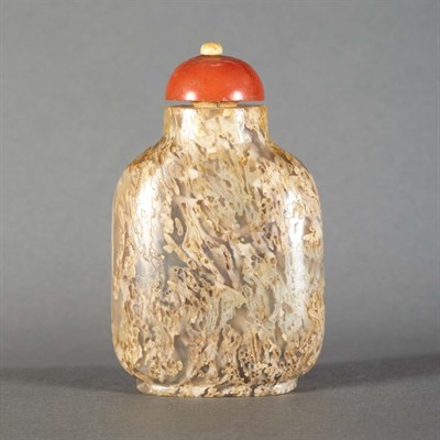 Lot 202 - Chinese Moss Agate Snuff Bottle 19th Century...
