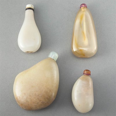 Lot 143 - Group of Three Chinese Jade Snuff Bottles 19th...