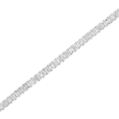 Lot 586 - Platinum and Diamond Bracelet