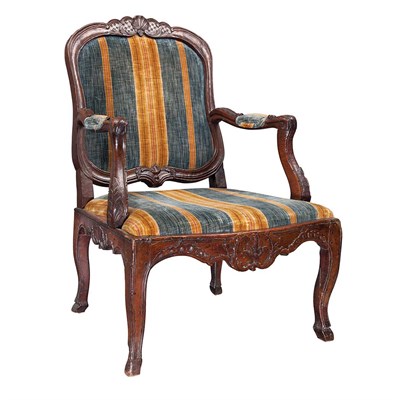Lot 181 - Early Louis XV Walnut Fauteuil a la Reine...