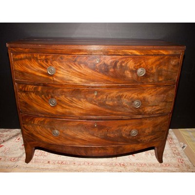 Lot 202 - George III Bow Front Mahogany Chest of Drawers...
