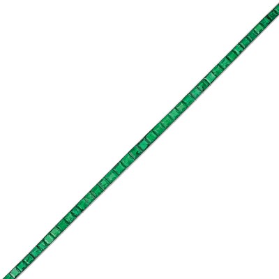 Lot 647 - Platinum and Emerald Straightline Bracelet