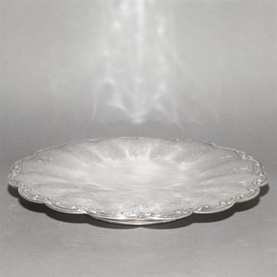 Lot 221 - Tiffany & Co. Makers Sterling Silver Cake...