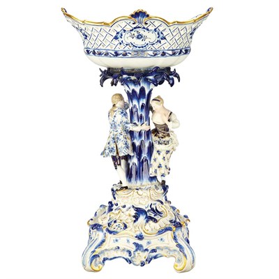 Lot 137 - Meissen Gilt Decorated Blue and White...