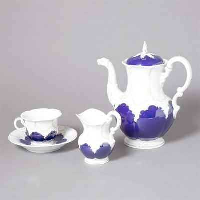 Lot 606 - Meissen Porcelain Tea Service Comprising a...
