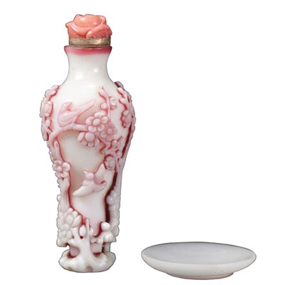 Lot 174 - Chinese Pink and White Glass Snuff Bottle...