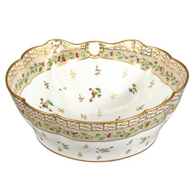 Lot 1267 - Paris Porcelain Basin 19th Century Painted...