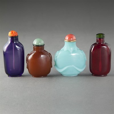 Lot 176 - Group of Four Chinese Glass Snuff Bottles 19th...