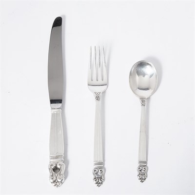Lot 495 - International Sterling Silver Flatware Service...