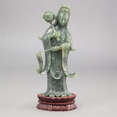 Lot 101 - Chinese Spinach Jade Guanyin Late 19th century...