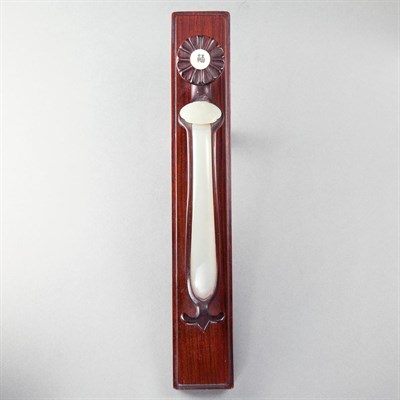 Lot 62 - Chinese Jade and Hardwood Scroll Weight...
