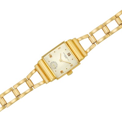 Lot 285 - Gentleman's Gold 'Hooded Lugs' Wristwatch, Patek Philippe