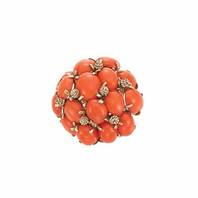 Lot 294 - Gold and Coral Clip-Brooch