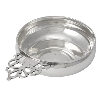 Lot 168 - American Silver Porringer Jacob Hurd, Boston,...